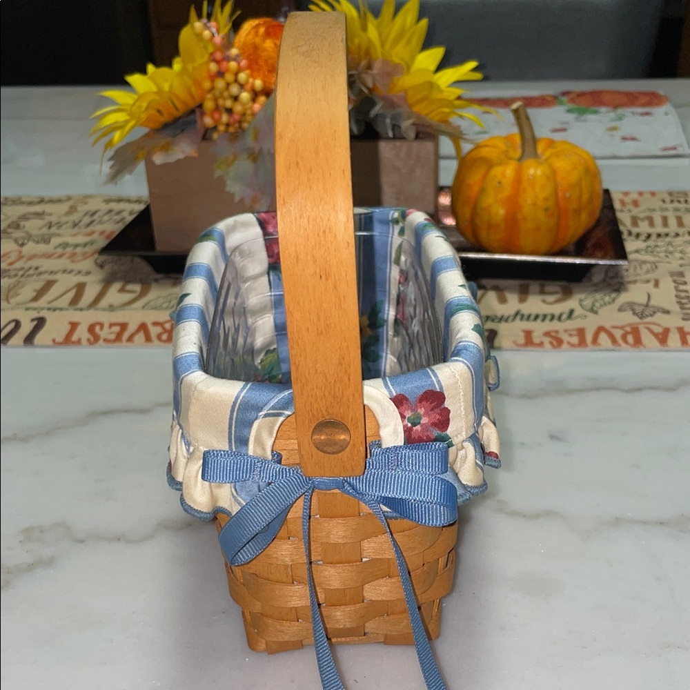 Longaberger Floral Woven Basket with Blue Accents - Picture 9 of 10